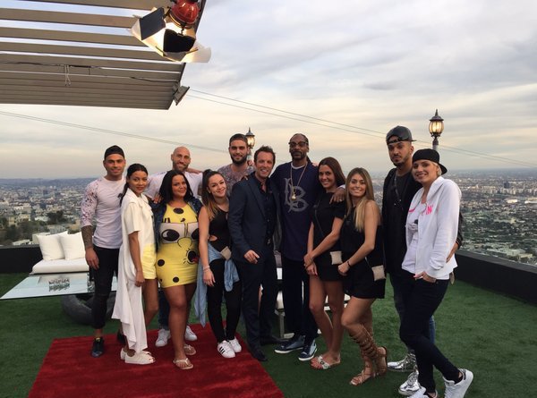 Snoop Dogg dévoile la première photo officielle des Anges 8 !