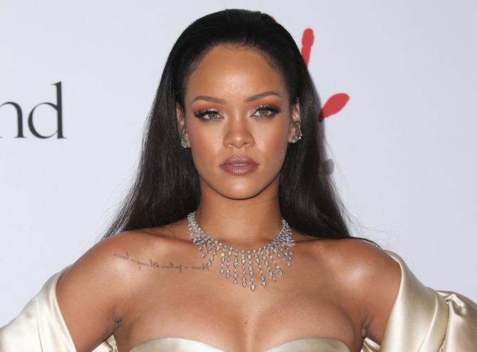 Grammy Awards 2016 : Malade, Rihanna annule sa pres­ta­tion à la dernière minute