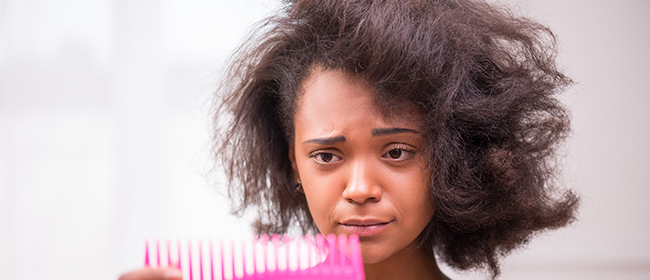 Cheveux abîmés : voici comment les réparer...