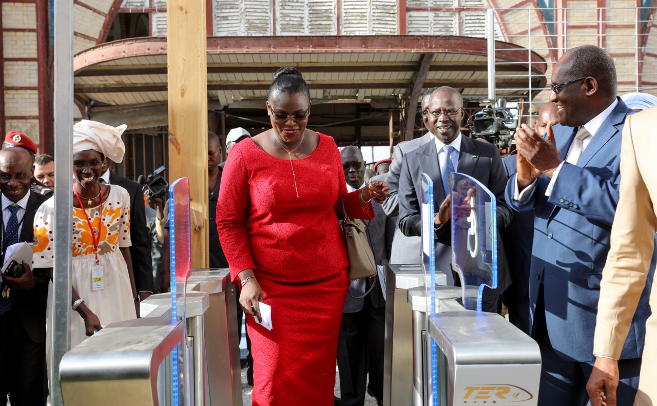 Photos: lancement des travaux Ter par le président Macky Sall à Diamniadio