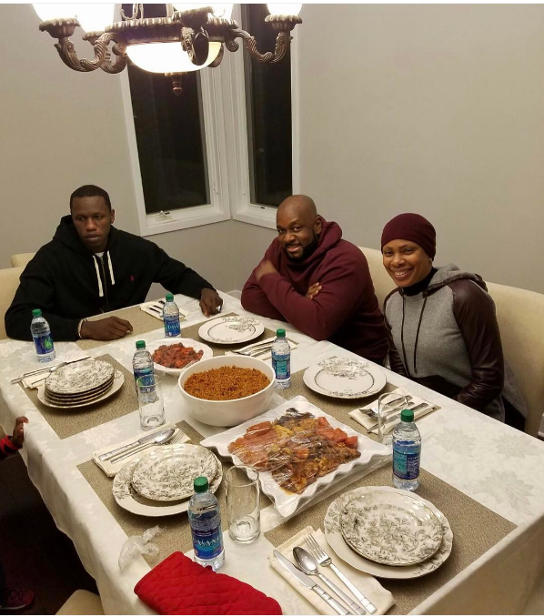 Photo- Le basketteur Gorgui Sy Dieng à table, du thiébou dieune au menu bon appétit!!!