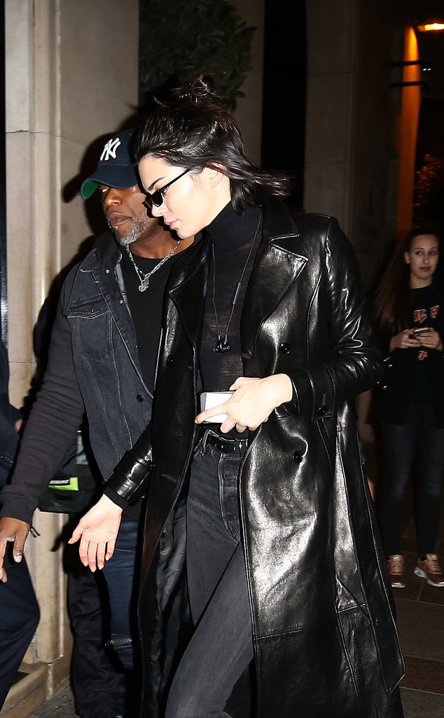 Photos : Kendall Jenner : Elle rejoue Matrix dans les rues de Paris!