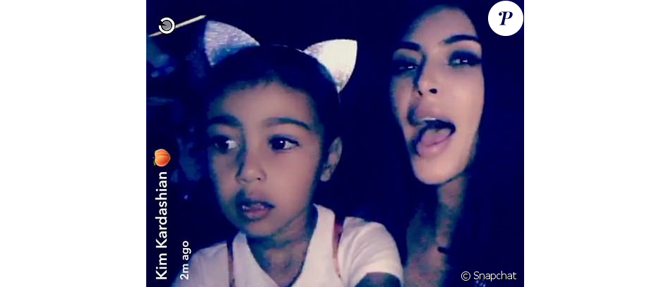 Photos-Kim Kardashian : Sa fille North, jeune fan irrésistible d'Ariana Grande