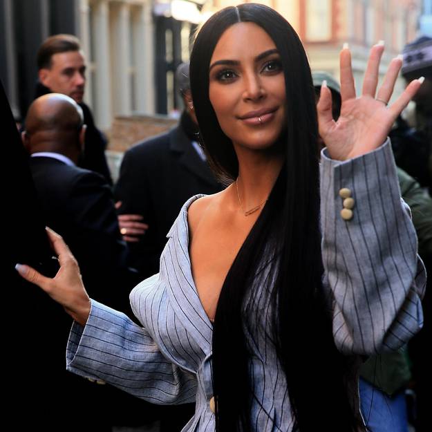 Kim Kardashian, lance sa nouvelle ligne de maquillage intitulée « Dark Star »