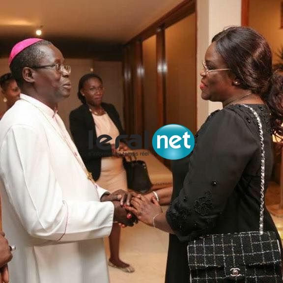 La Première Dame Marième Faye Sall et Mgr Benjamin Ndiaye, Archevêque de Dakar