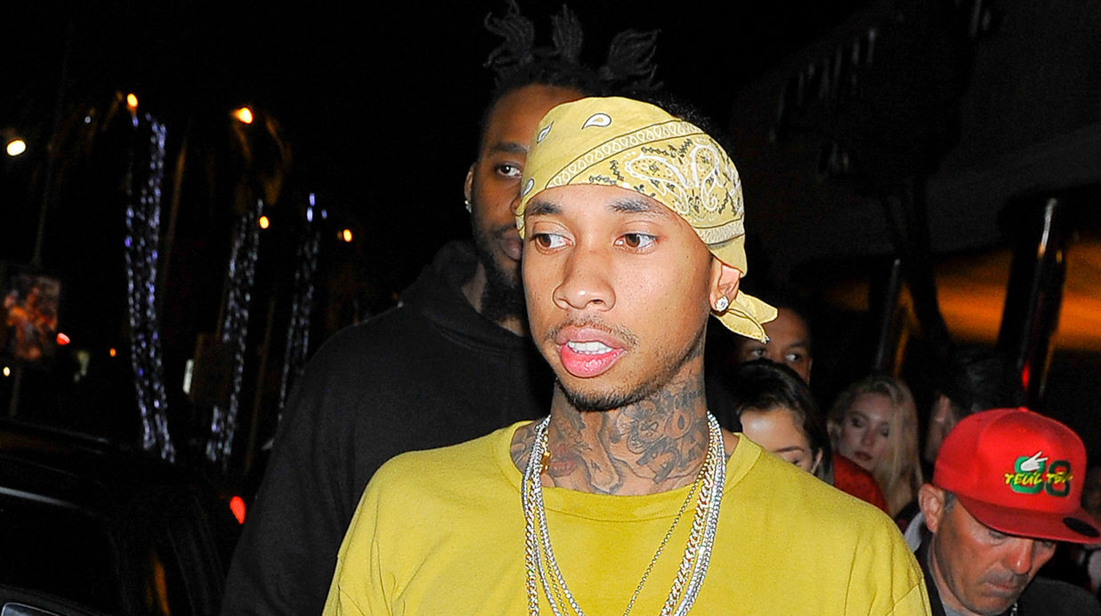 PHOTOS:Tyga arrêté et menotté à la sortie d’une boîte de nuit