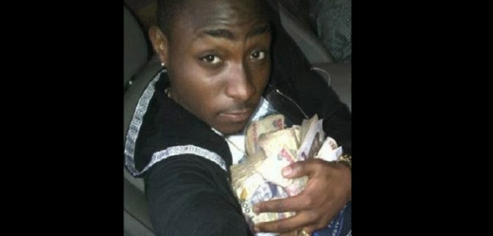 Davido révèle un «secret» sur comment il s’est fait 20 millions de naïras en un jour