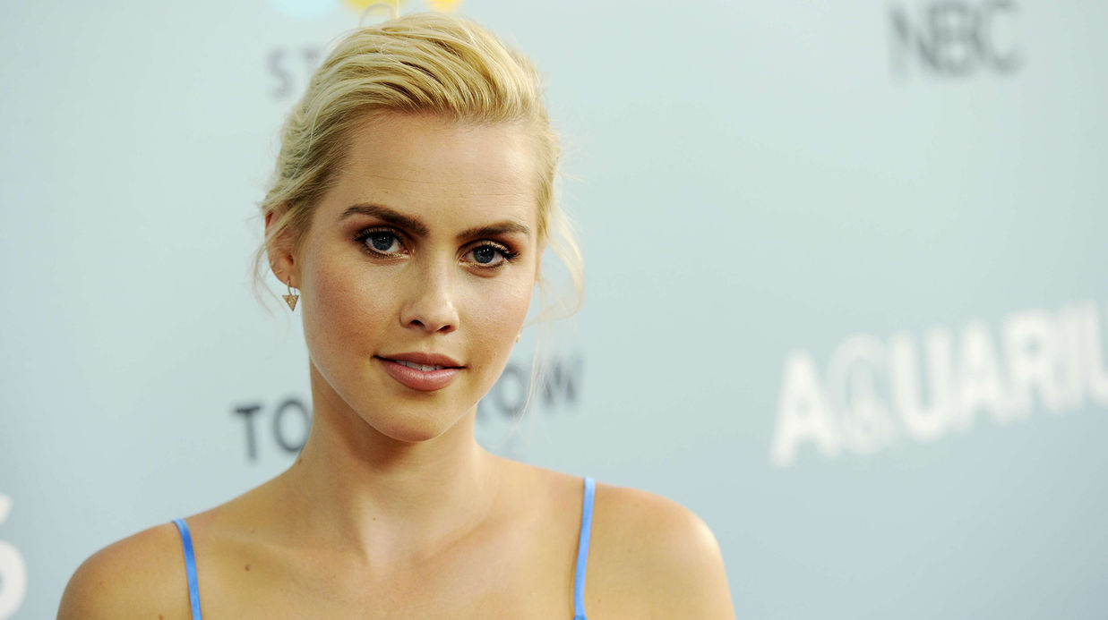 Mariage express-Claire Holt (Vampire Diai­ries) : après un an d’union, son mari demande le divorce !