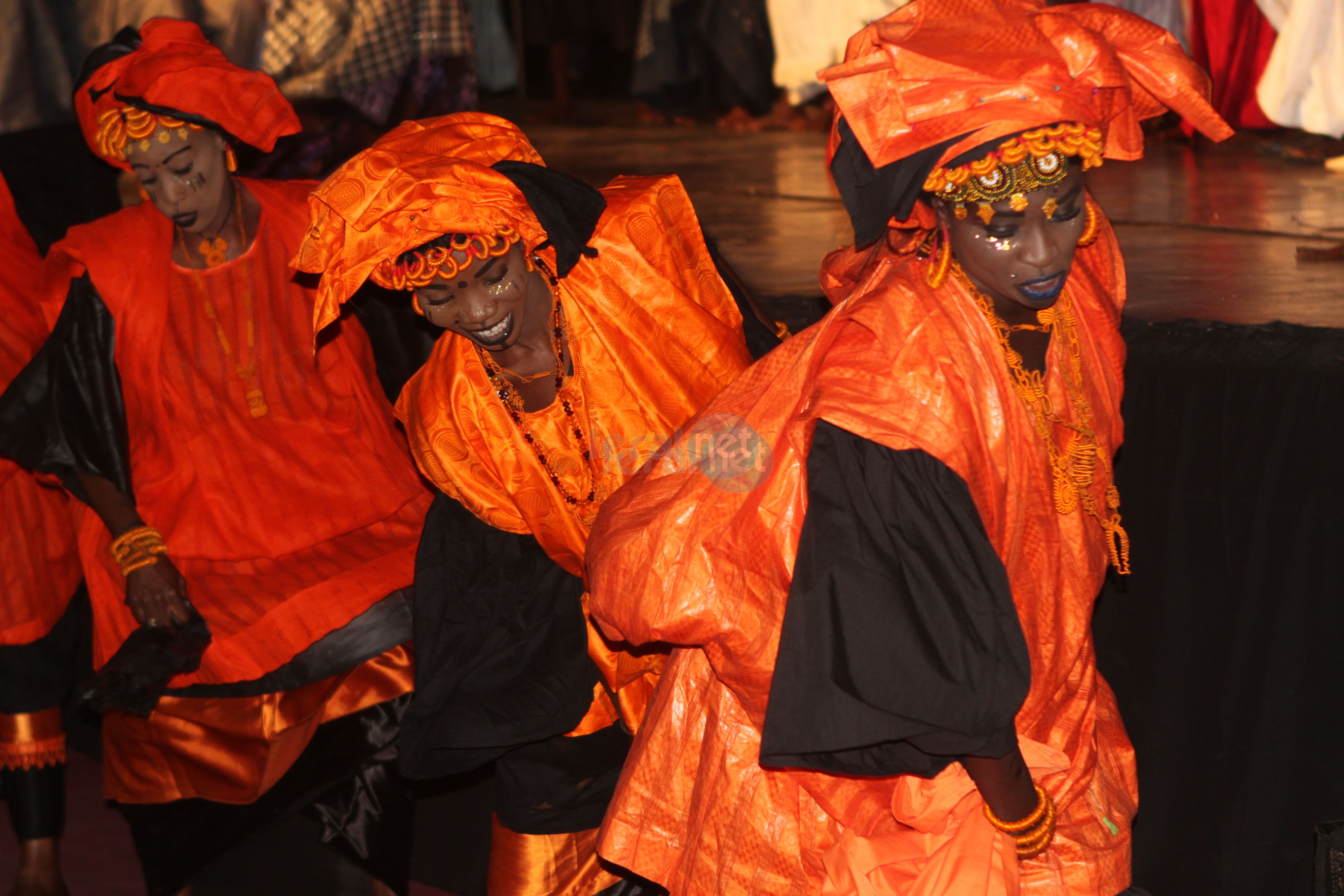 Les Lébous en pays Waalo Waalo, la danse du Dagagne combinée au Ndawrabine a été servie au public de Sorano