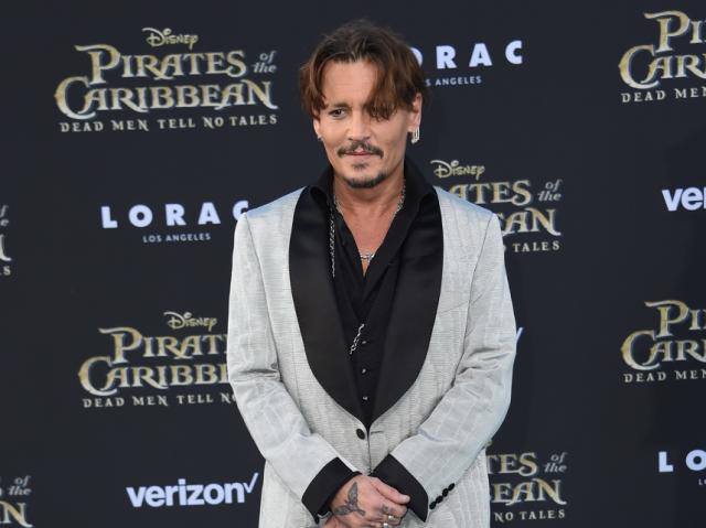 Johnny Depp ruiné... à cause de sa sœur ?