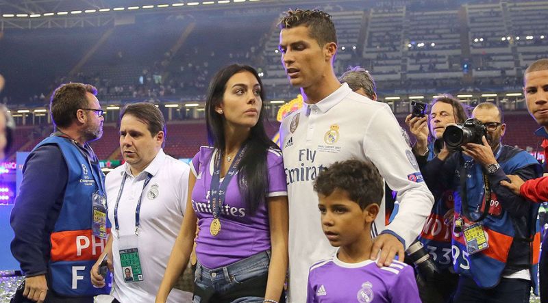 Combien la mère porteuse des jumeaux de Cristiano Ronaldo a-t-elle touché ?