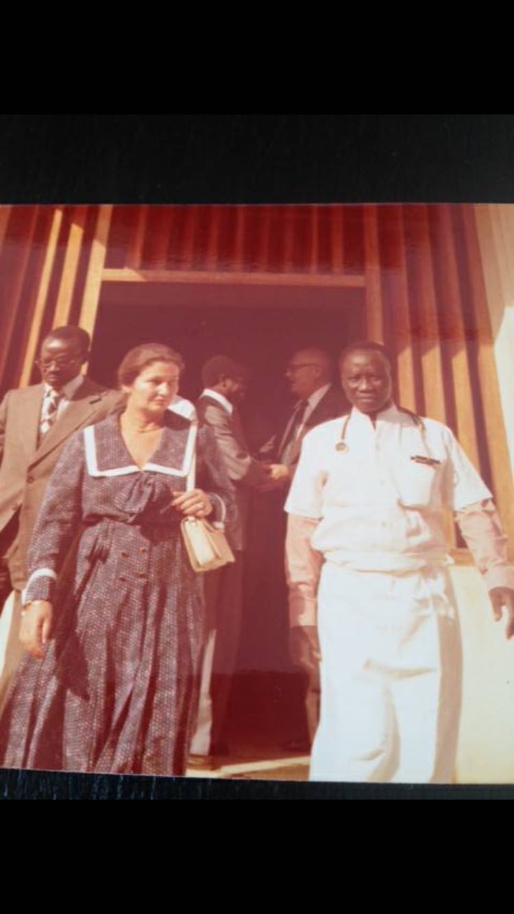 Photos: Feu Biram Diop, professeur de Médecine avec Simone Veil et père du célèbre notaire, Me Nafissatou Diop