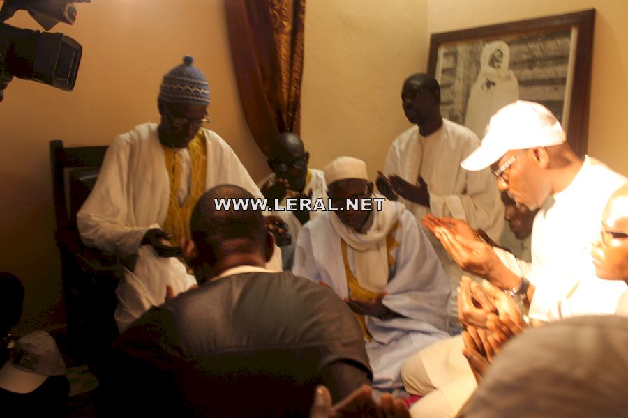 Photos : Thierno Bâ fait un don de 10 tonnes de ciment à la maison de Serigne Touba de Yeumbeul Sud