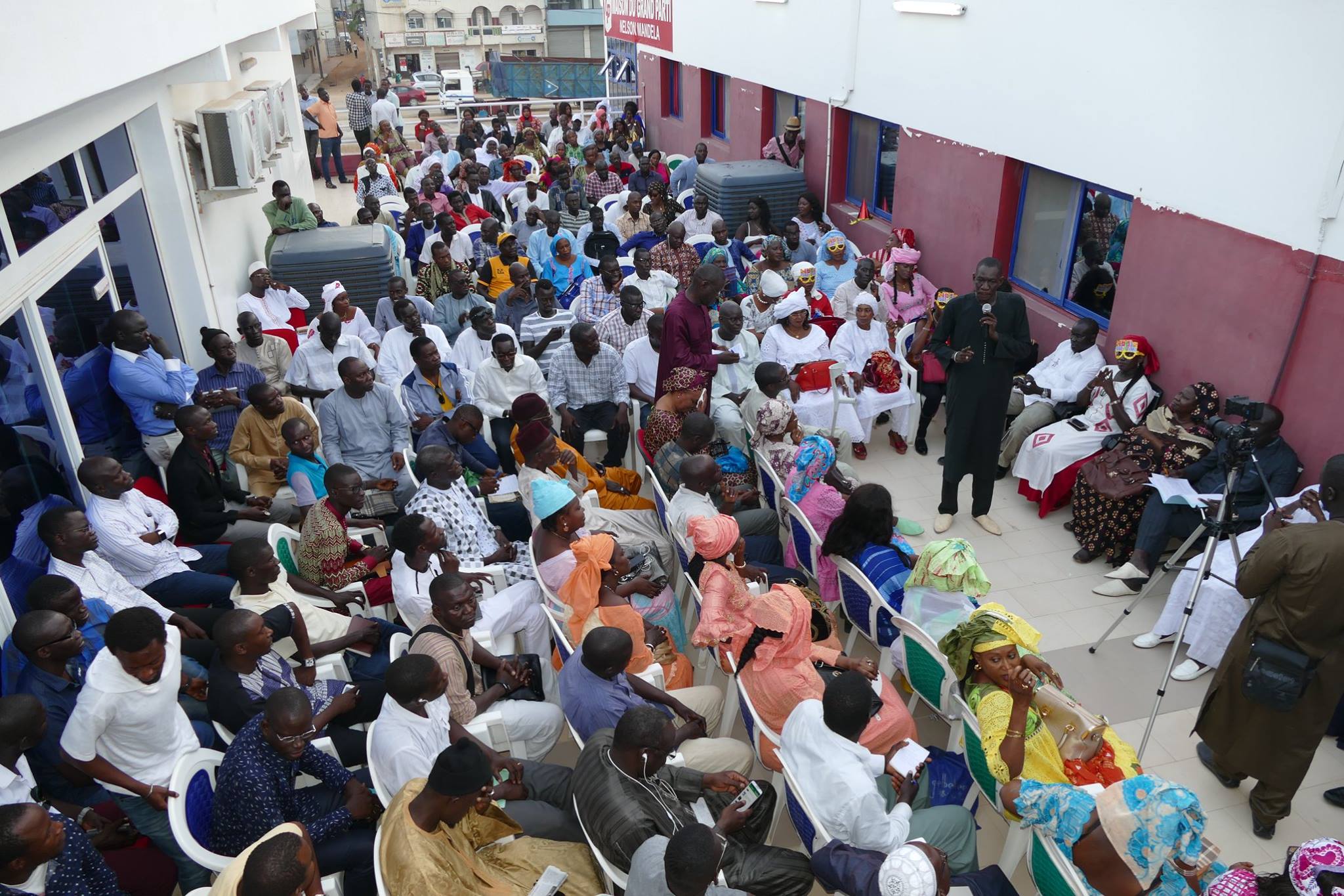 Images: Assemblée générale extraordinaire du Grand Parti de ce mercredi