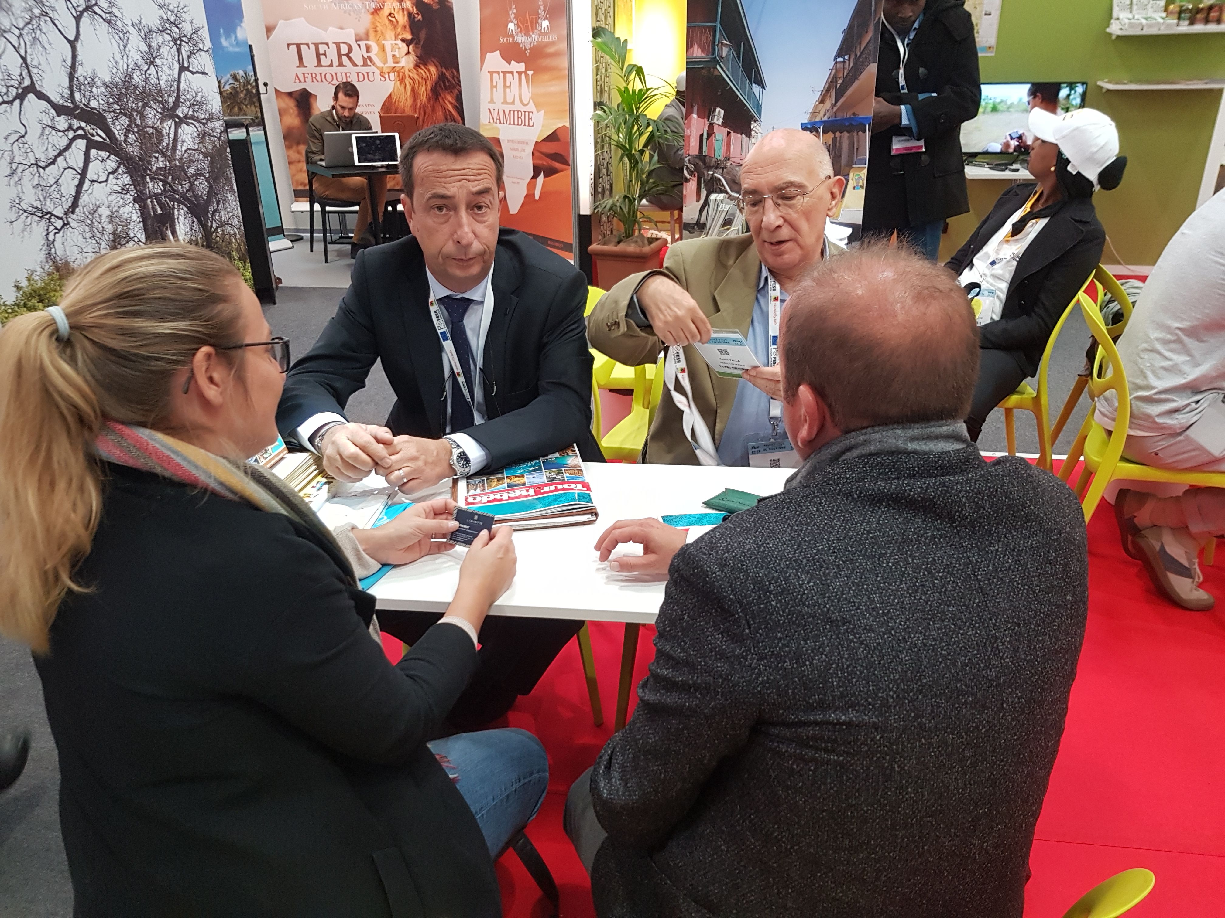 Photos : Eric Philibert et Bertrand Touly (Lamantin Beach) au Salon du tourisme IFTM Top Resa à Paris, pour vendre la destination Sénégal