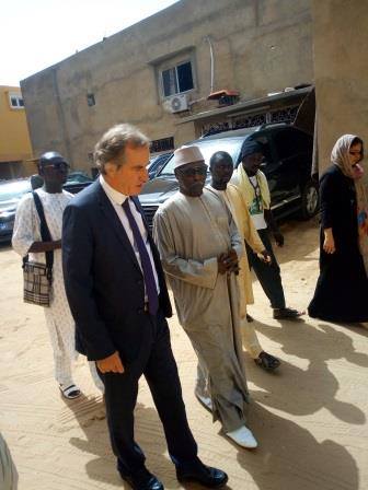 L’Ambassadeur de France à Dakar a présenté ce matin, ses condoléances à la famille de Serigne Abdoul Aziz Sy Al Amine