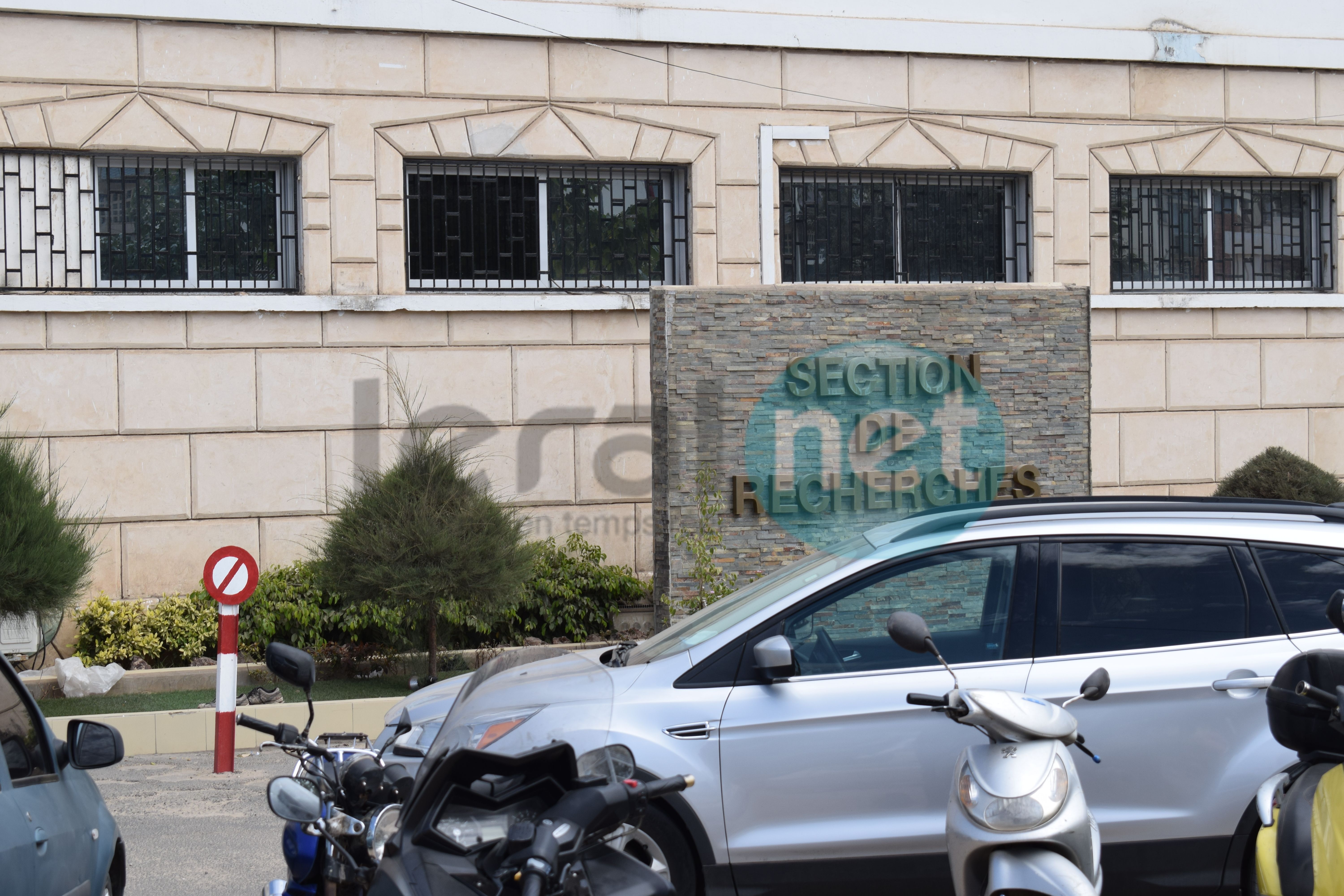 Les images de El Hadji Ousseynou Diouf à sa sortie d'audition de la Section de recherches de la gendarmerie