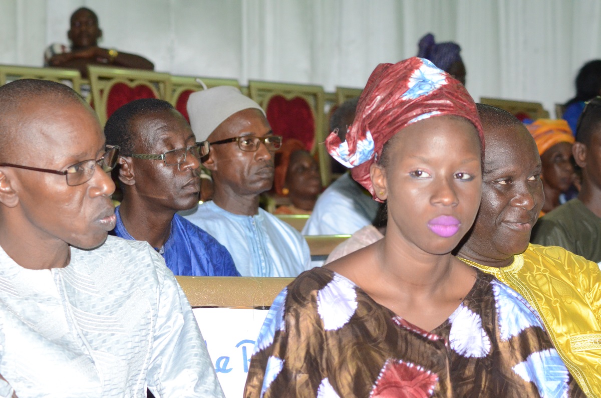 8 MARS, JOURNEE INTERNATIONALE DES FEMMES : HOMMAGE A NOS MERES,   A NOS SŒURS ET EPOUSES, HOMMAGE AUX FEMMES TRAVAILLEUSES                      ET A NOS MARTYRS FISTORIQUES  ( Mamadou Oumar BOCOUM )