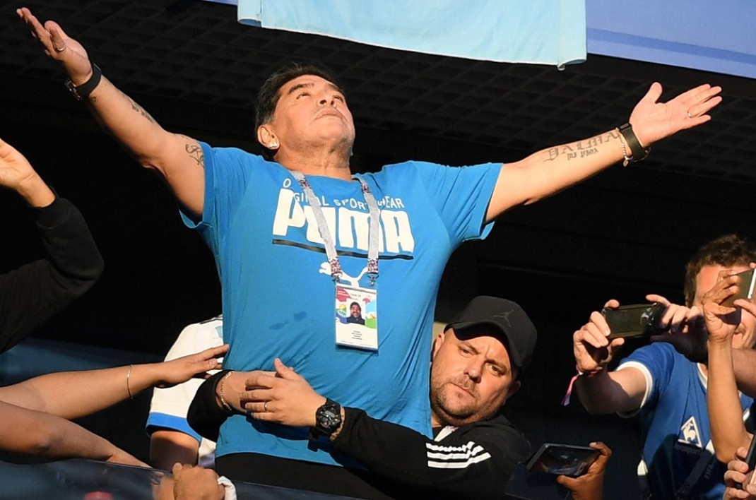 "Vous avez l'impression que je suis mort ?" Maradona l'assure: "il n'a jamais été aussi bien"