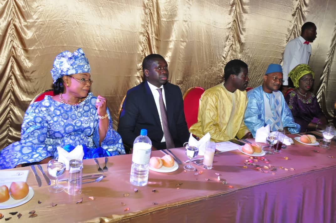 21 Photos : Nuit de l'Émergence "feusseul ligueyou" président Macky Sall des femmes de Benno de la région de thies