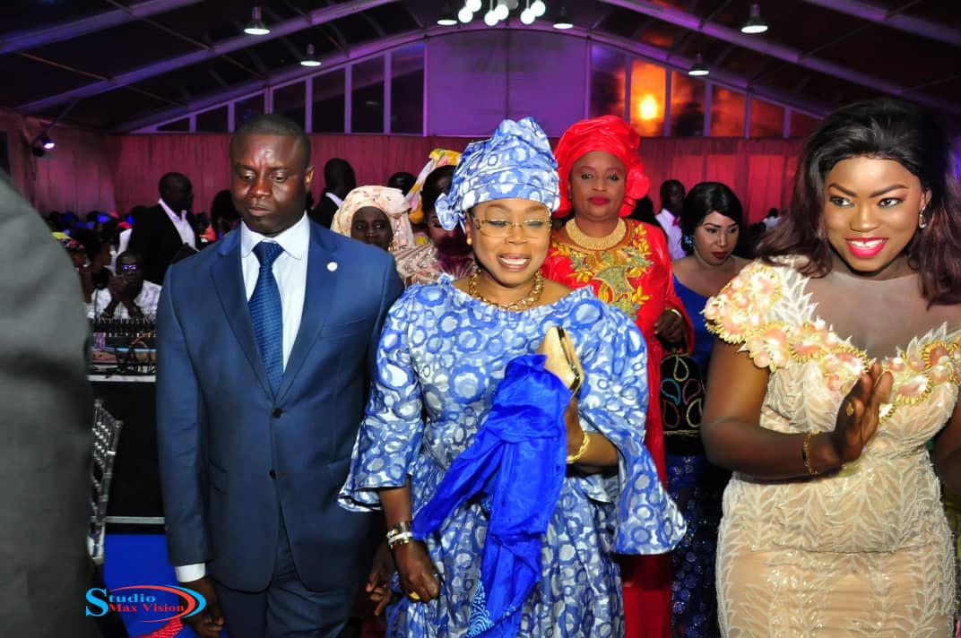 21 Photos : Nuit de l'Émergence "feusseul ligueyou" président Macky Sall des femmes de Benno de la région de thies