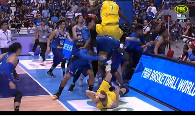 Vidéo-Un Match De Basket Dégénère En Bagarre Générale, La FIBA Annonce ...