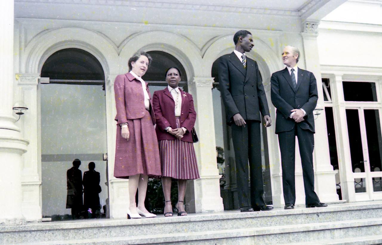 L'Histoire est très dure mais elle est l'Histoire.  ( Sénégal - Allemagne )