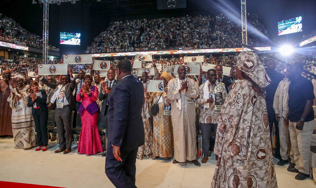 Macky Sall met K.O l'opposition Sénégalaise