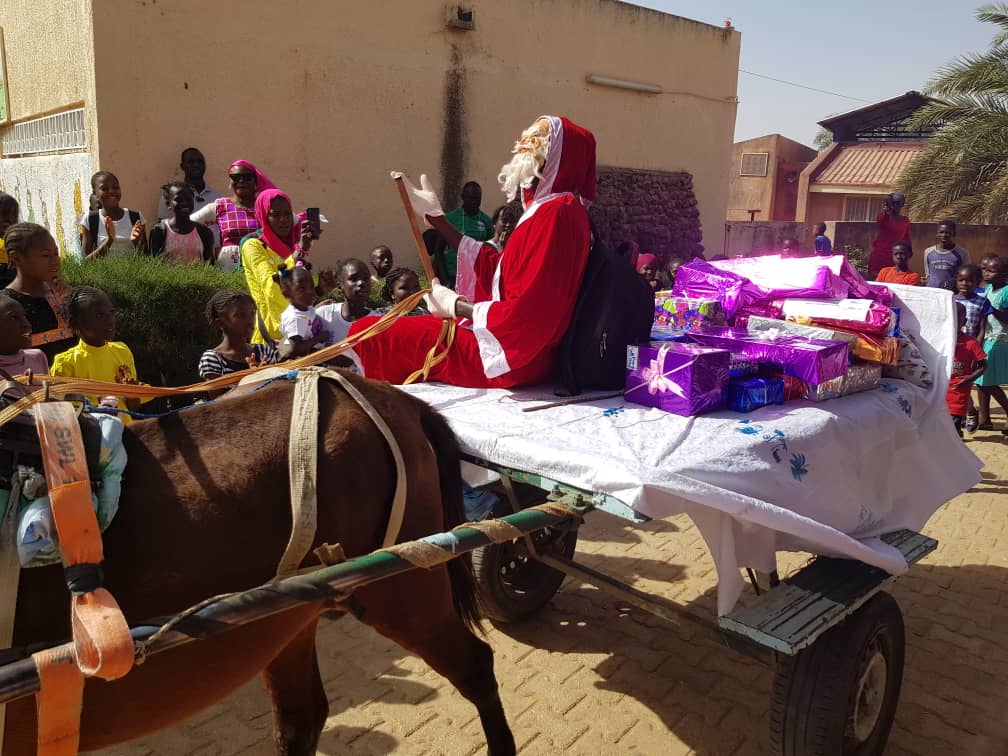 Photos : Les enfants du village d'enfants SOS de Kaolack fêtés par Adji Mergane Kanouté