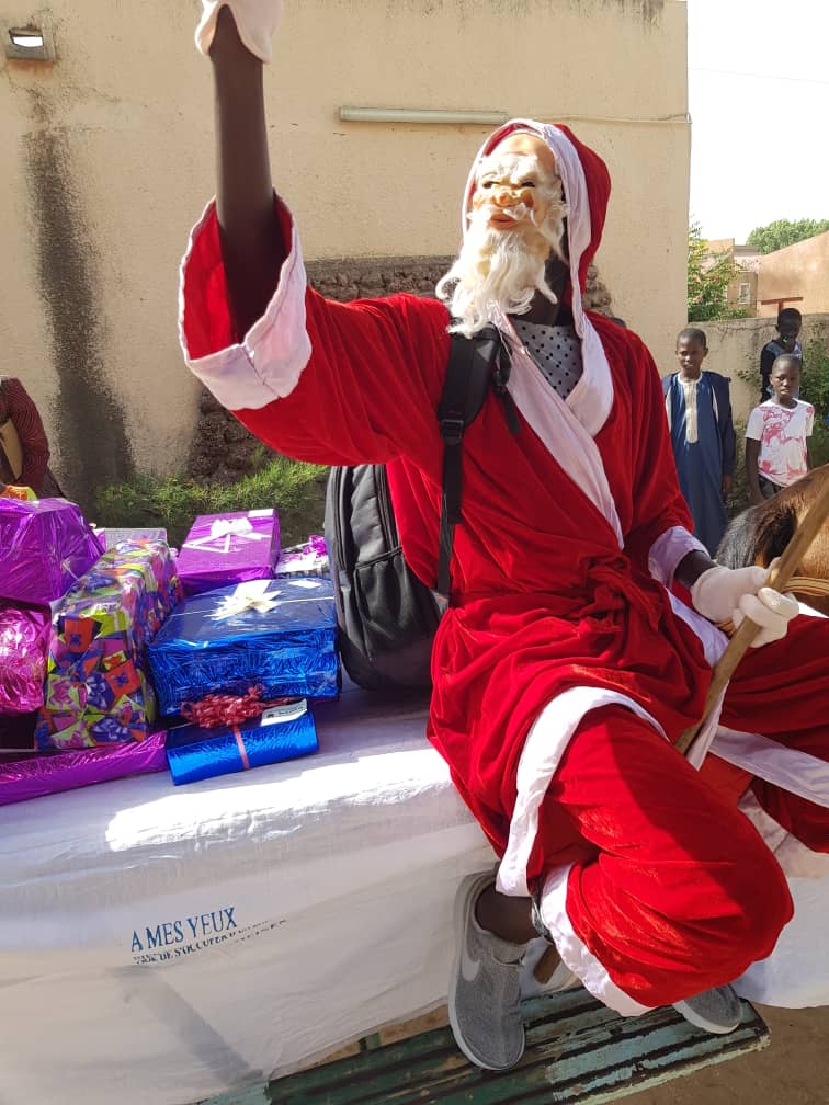 Photos : Les enfants du village d'enfants SOS de Kaolack fêtés par Adji Mergane Kanouté