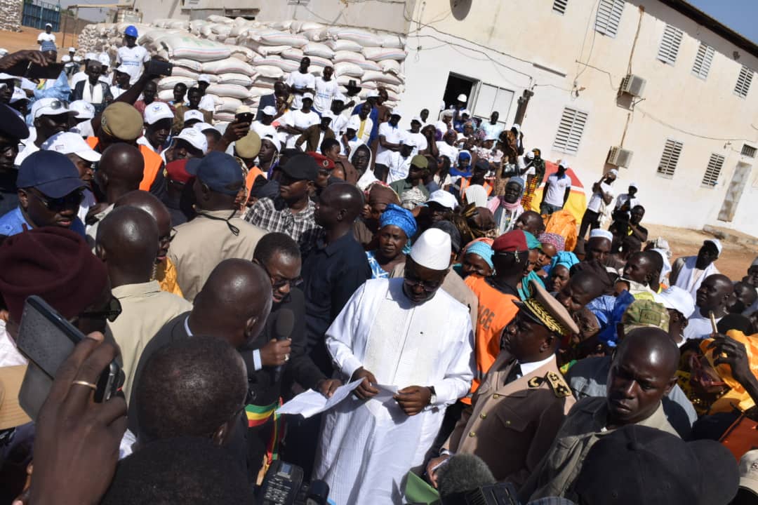 21 photos : La tournée économique de Macky Sall dans les régions de Saint-Louis et Louga 