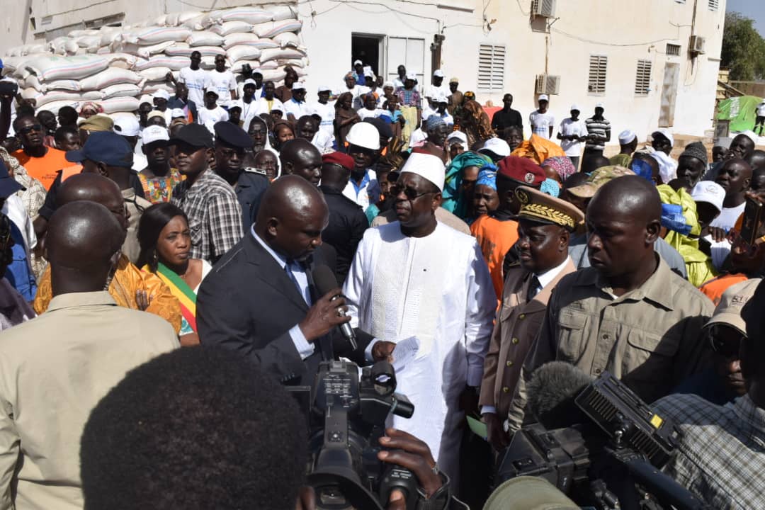 21 photos : La tournée économique de Macky Sall dans les régions de Saint-Louis et Louga 