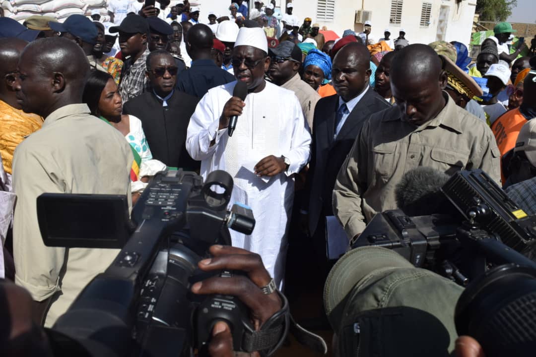 21 photos : La tournée économique de Macky Sall dans les régions de Saint-Louis et Louga 