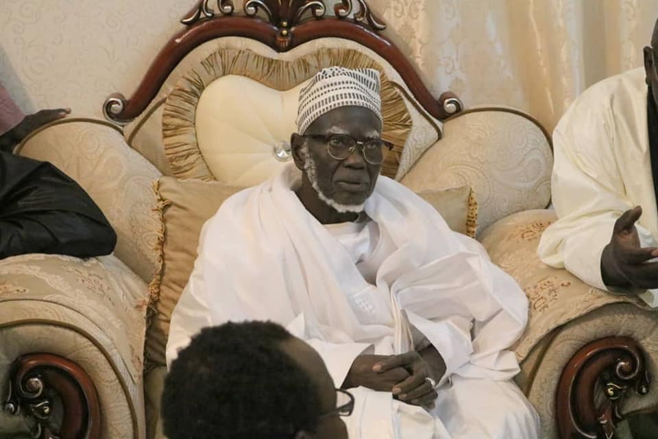 Photos: Issa Sall a rencontré le Khalife Général des Mourides Serigne Mountakha Bassirou Mbacké 