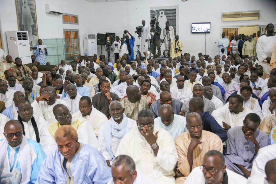 Touba- Macky Sall à Serigne Mountakha Mbacké : « Vous m’aviez confié à Serigne Touba. J’ai réussi à gagner sans bruit ni trompette les élections de février 2019 »