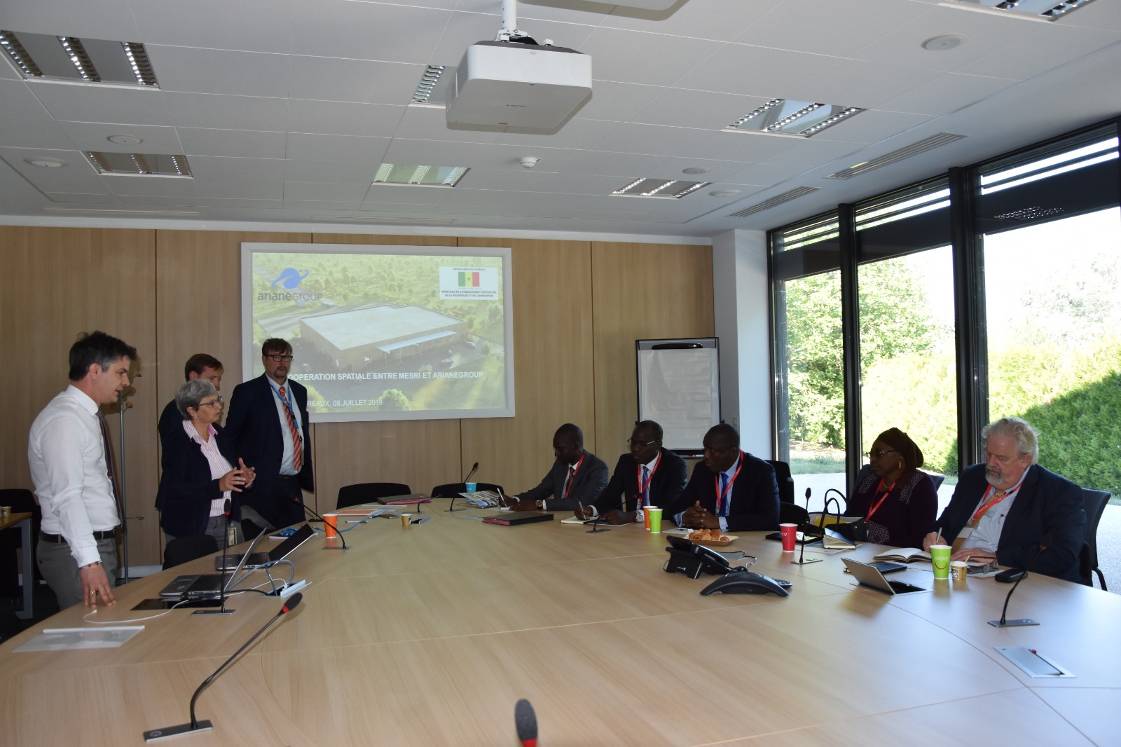 France: Cheikh Oumar Hanne en visite guidée au niveau des installations d’ArianeGroup 