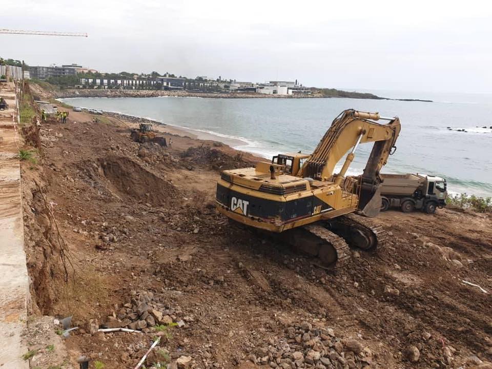 Construction illégale sur le littoral de Dakar: Des bulldozers en activité derrière le Club olympique à Fann/Mermoz