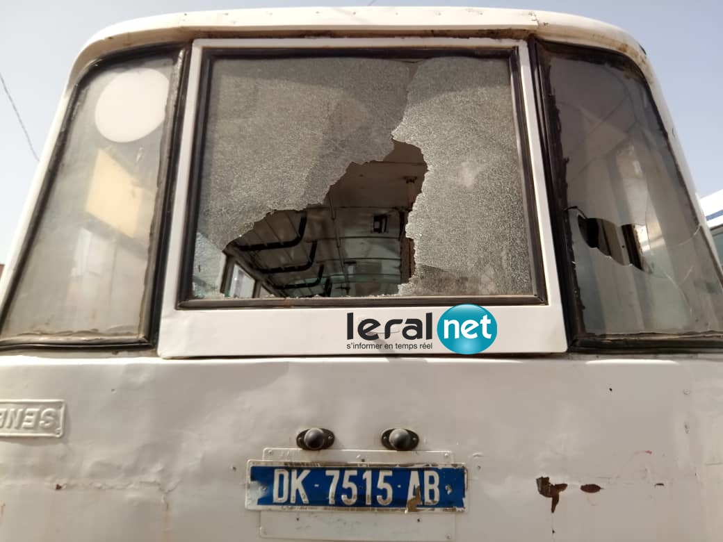 Ivre, un conducteur Tata de la ligne 24 saccage 5 bus (PHOTOS)