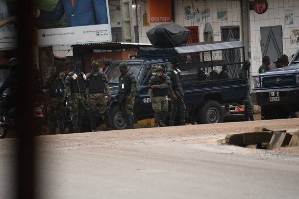 Manifestation prévue ce lundi en Guinée: un impressionnant dispositif sécuritaire devant son domicile pour coincer Cellou Dalein Diallo