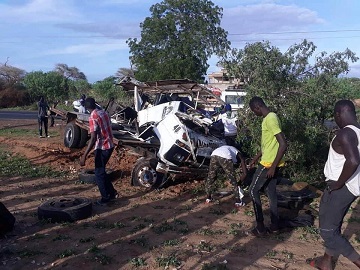 Grave accident à Louga: Un car Ndiaga Ndiaye se renverse faisant plusieurs blessés