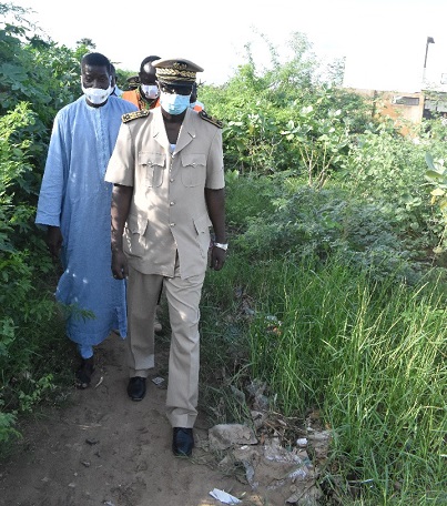 Le ministre Aly Ngouille Ndiaye en tournée dans les zones inondées : les images d’une visite de travail