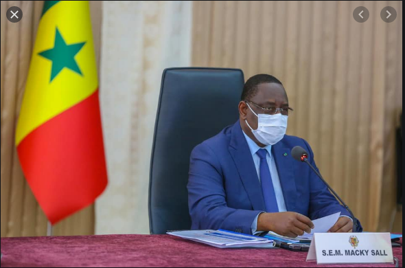 Suppression des véhicules de fonction: Macky Sall passe à l’acte