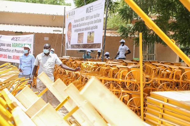 Tournée économique du Président Macky Sall: Remise de matériel agricole à Kaffrine