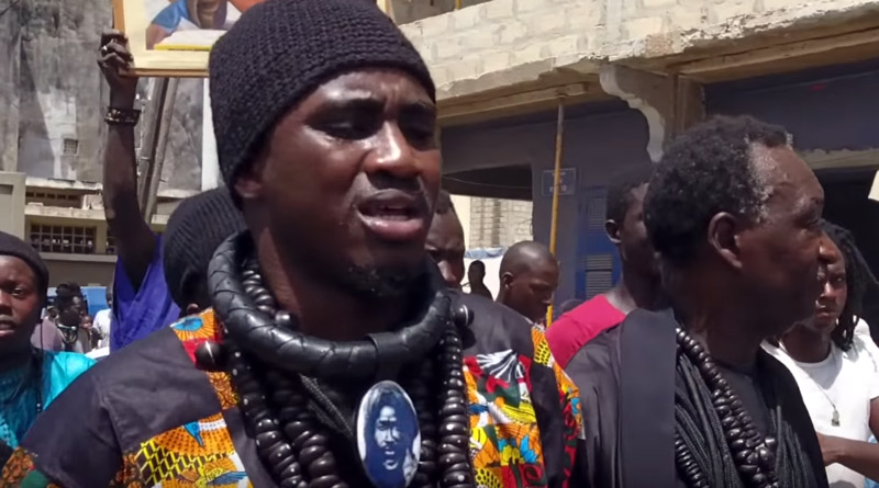 Touba: Sur injonction de son guide religieux, Waly Seck retire toutes ses plaintes et...