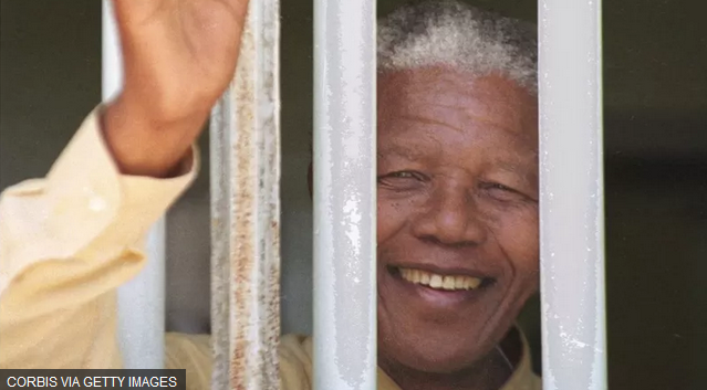 Nelson Mandela : l'Afrique du Sud demande l'arrêt de la vente aux enchères de la clé de sa cellule à Robben Island