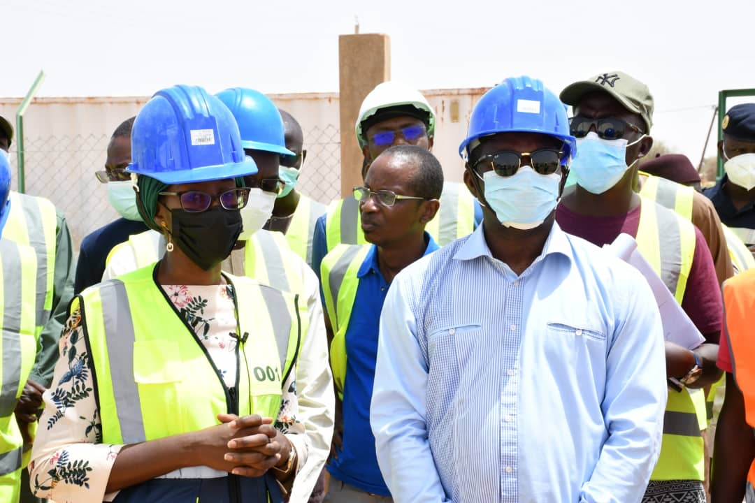 Visite du Ministre du Tourisme et des Transports aériens à l'aéroport de Ourossogui