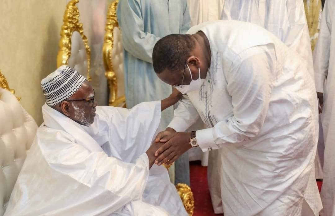 Touba: Macky Sall reçu nuitamment par Serigne Mountakha (Photos)