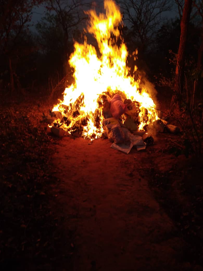 En images, l'incroyable saisie de l'Armée dans le village de Djoundji