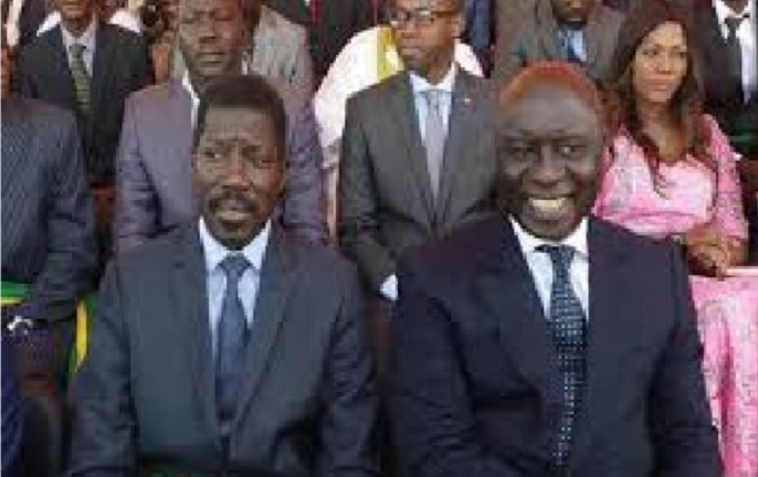 Calumet de la paix à Thiès : Macky Sall réconcilie Idrissa Seck et Talla Sylla