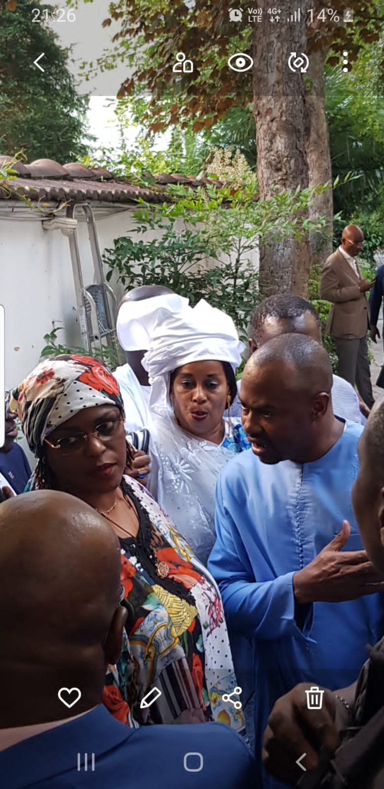 Aliou Dembourou Sow accueille Macky Sall qui échange avec les apéristes et membres de BBY